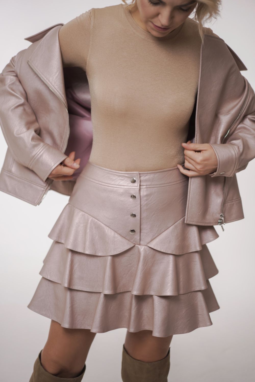 Powder Shine Skirt Lambada