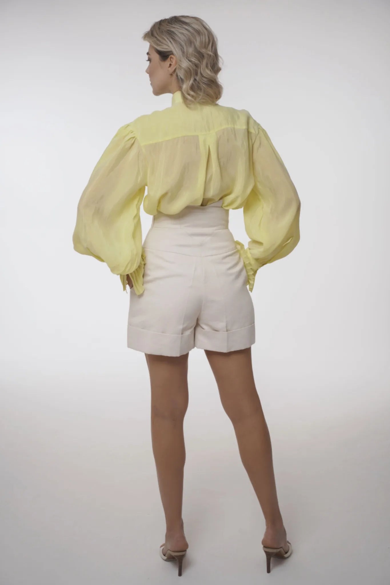 High-Waisted Shorts Catwalk