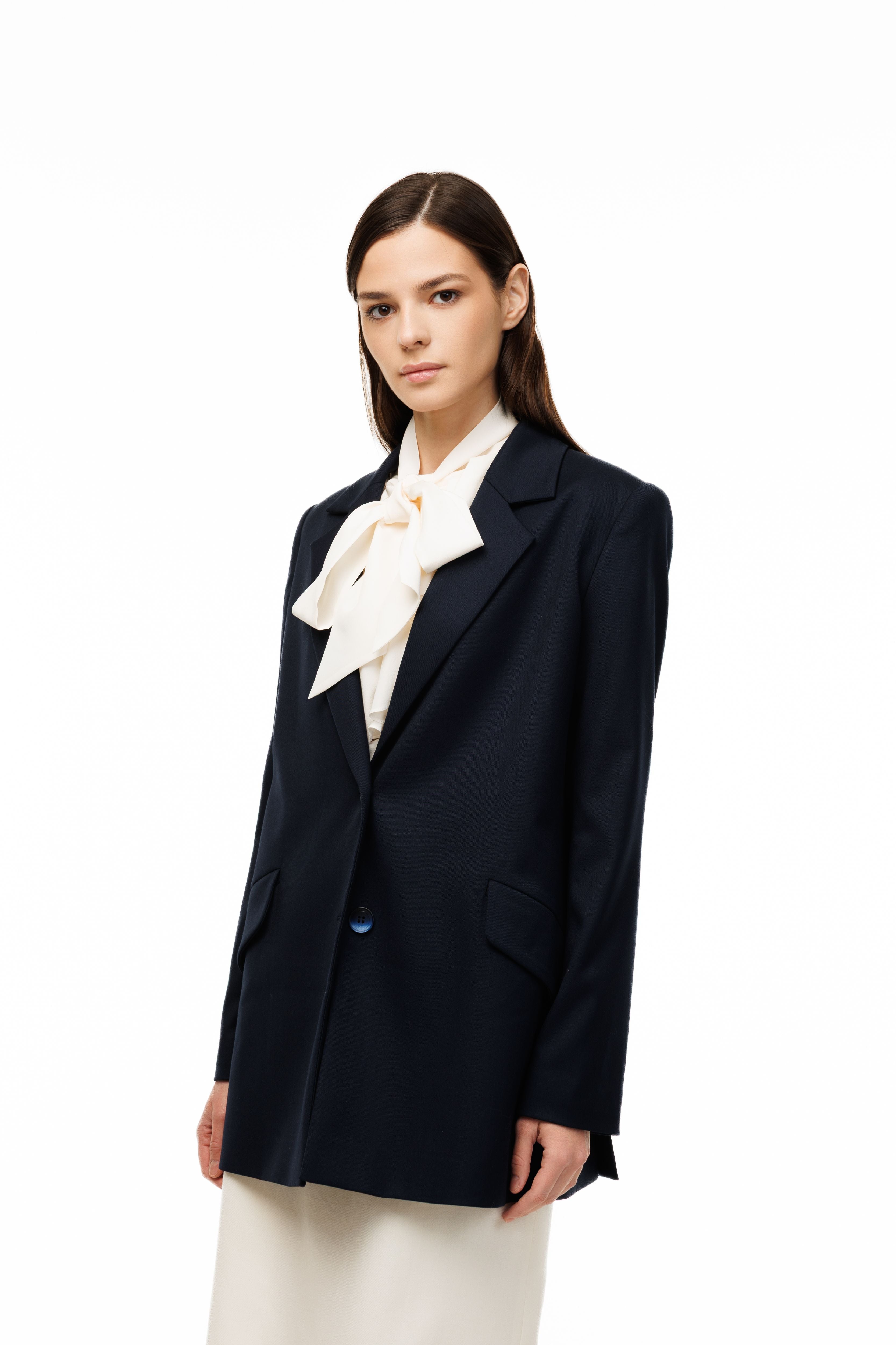 Woman wearing Oversized Blazer Midnight Navy by Mimaussy