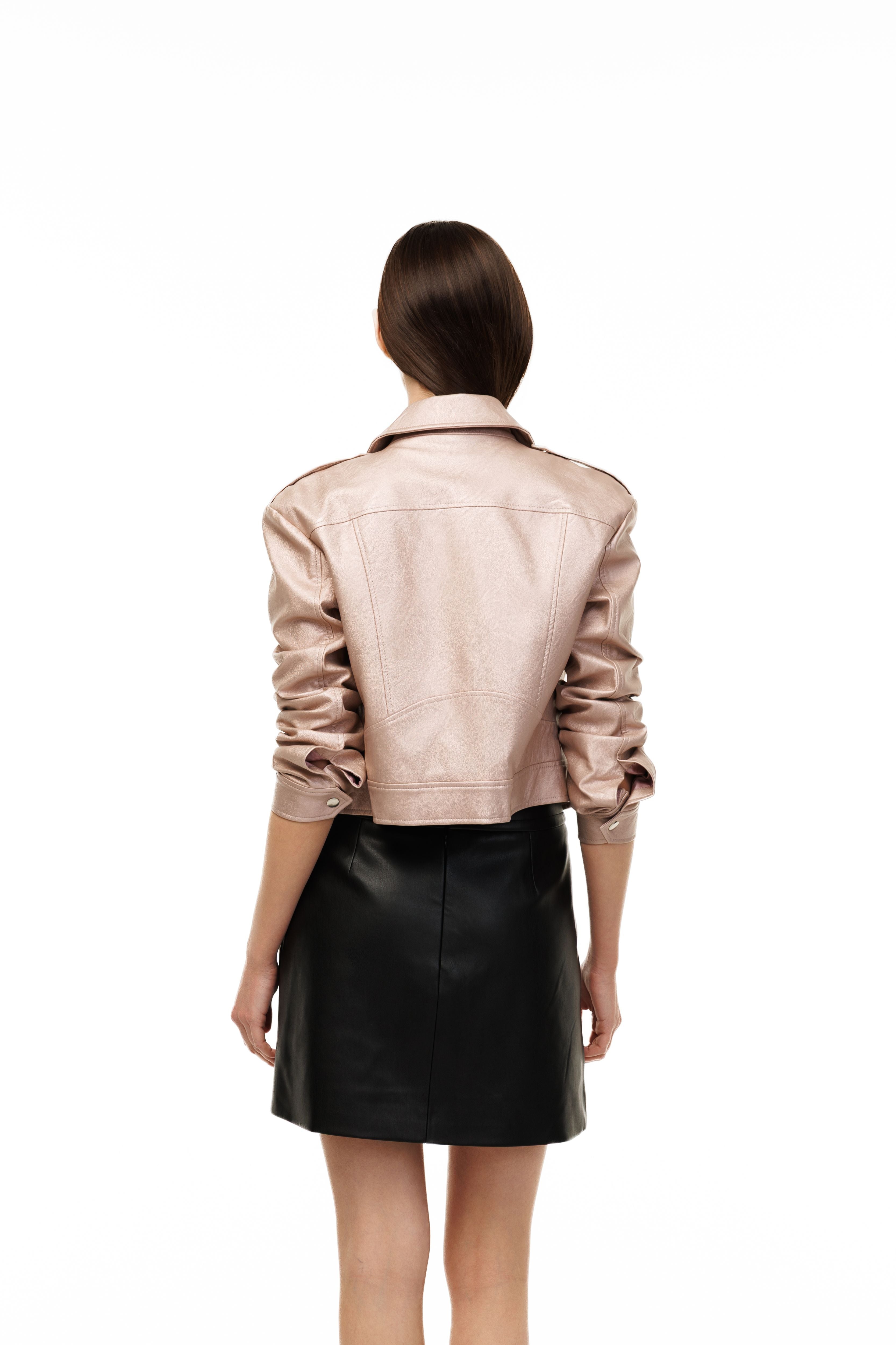 Woman wearing Powder Shine Jacket Lambada by Mimaussy