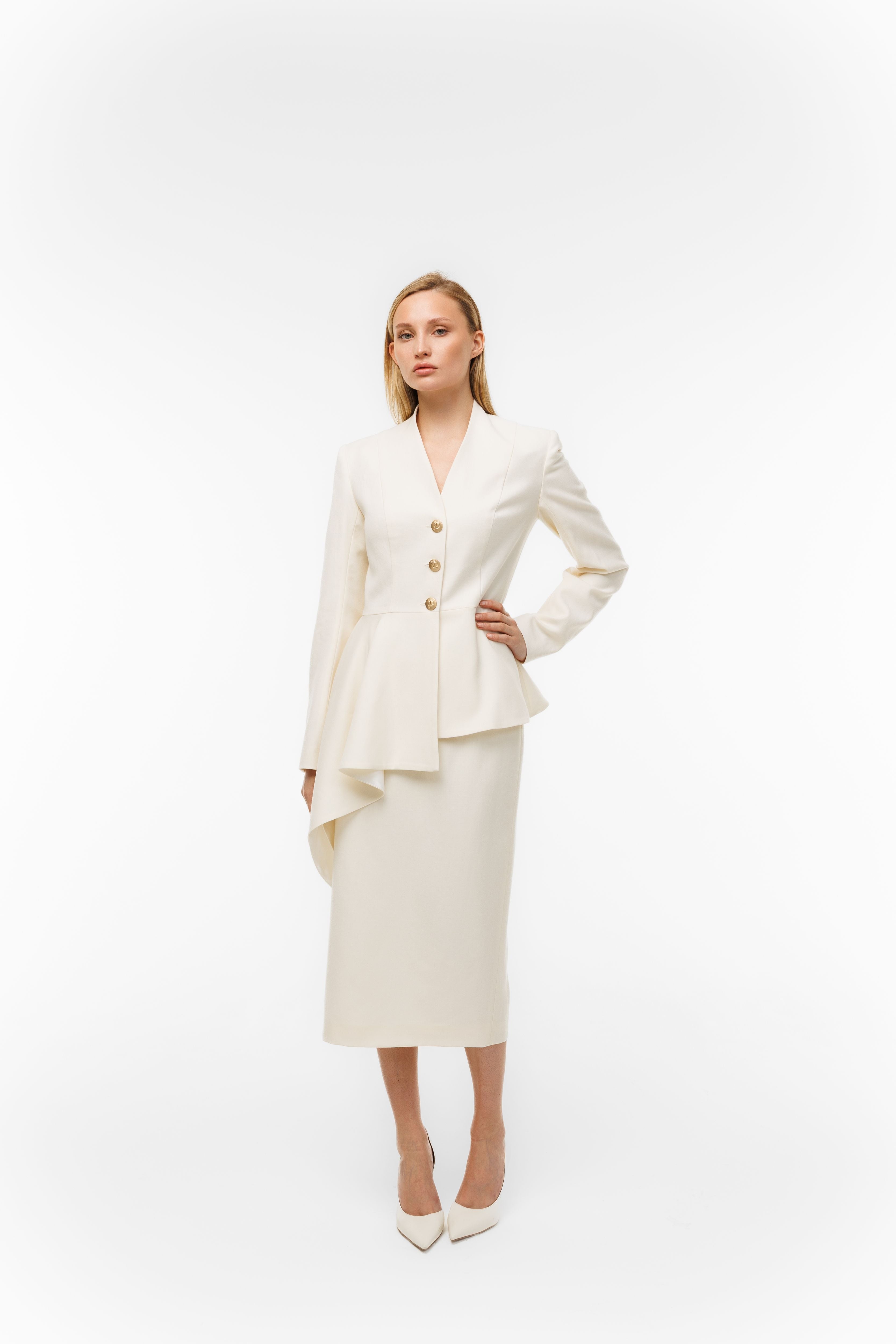 Woman wearing Tailored Blazer Ivory by Mimaussy