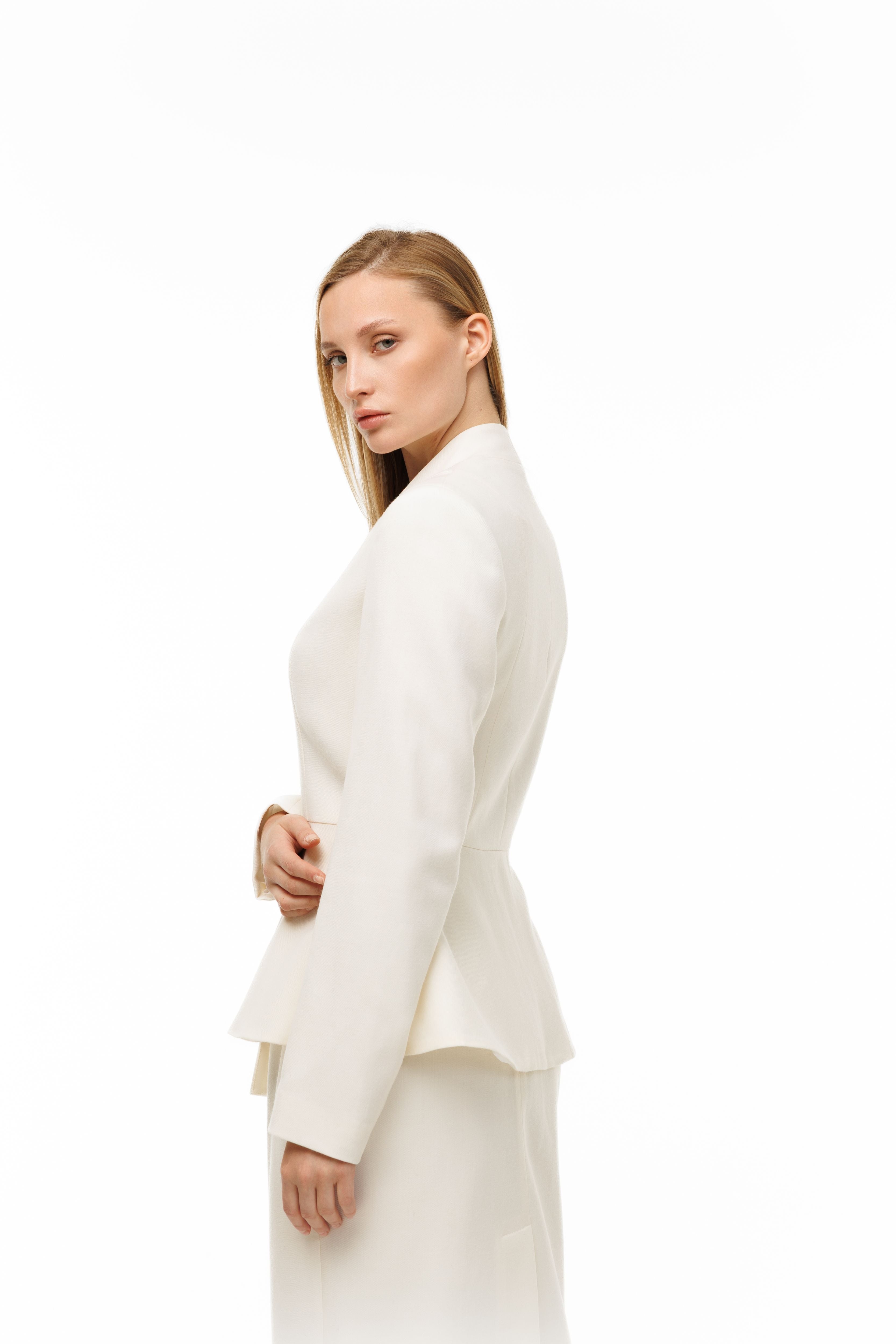 Woman wearing Tailored Blazer Ivory by Mimaussy