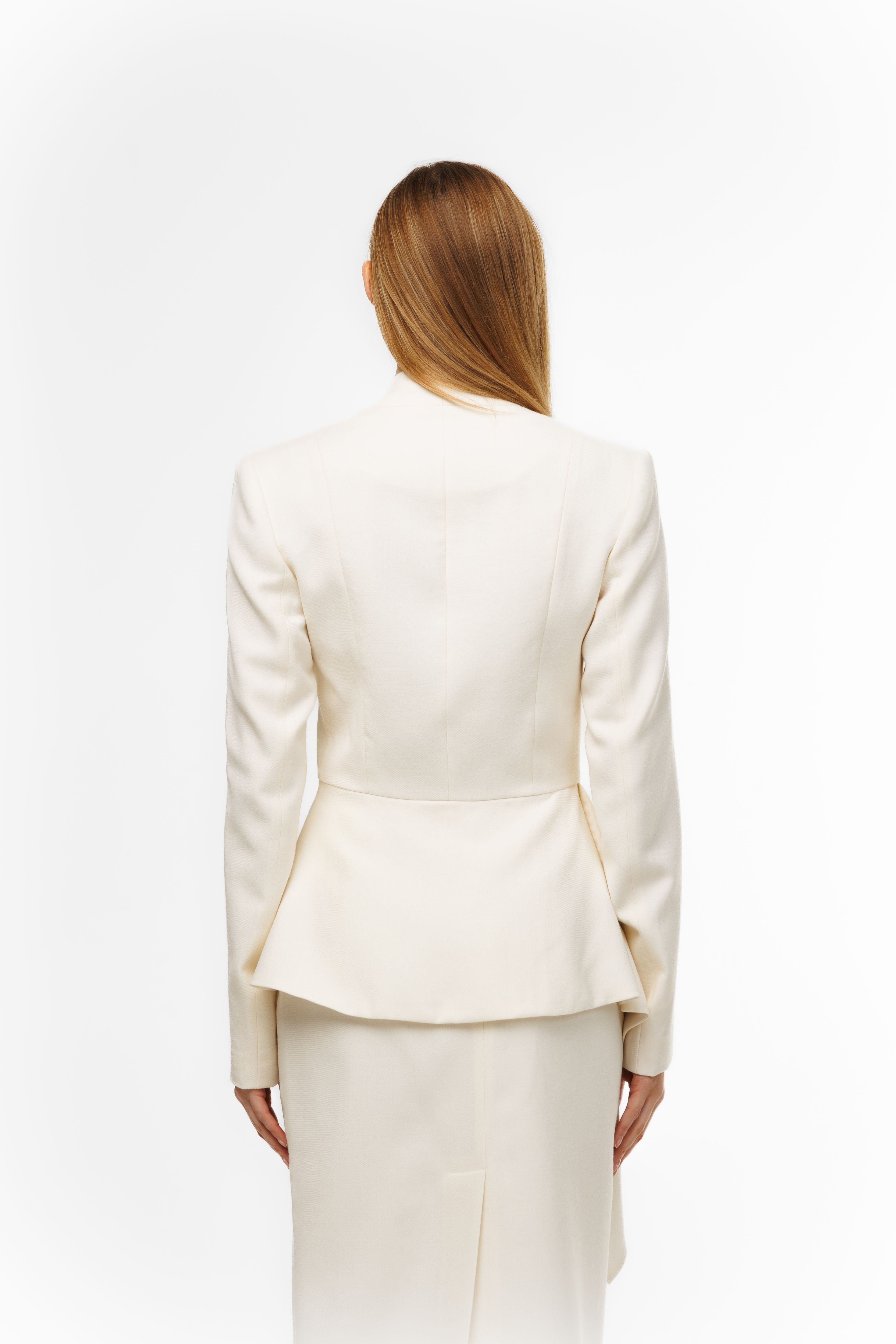 Woman wearing Tailored Blazer Ivory by Mimaussy