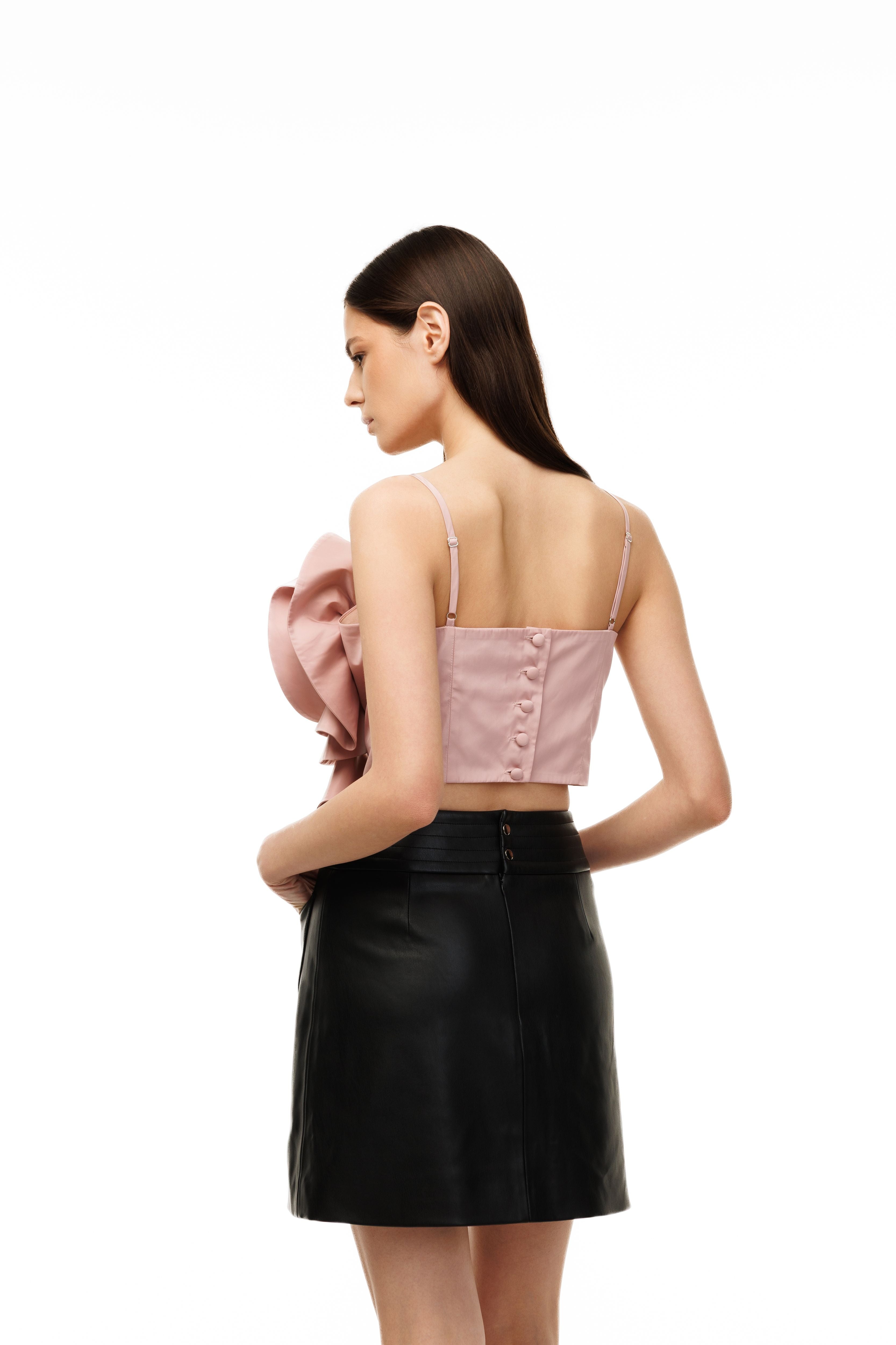 Woman wearing Top Rosette Poudree by Mimaussy